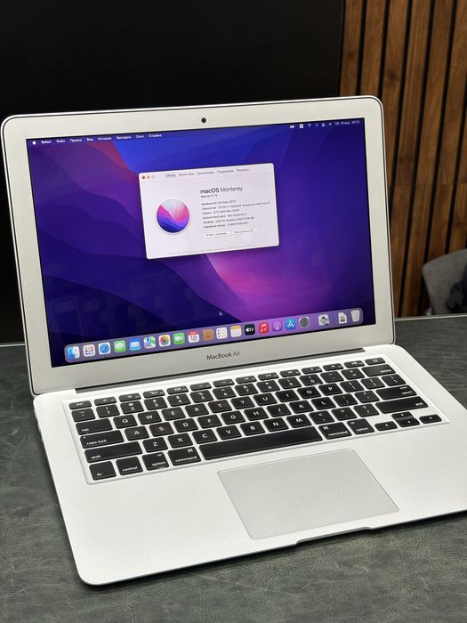 MacBook Air 2017 i5 8/128GB Windows/MacOs
