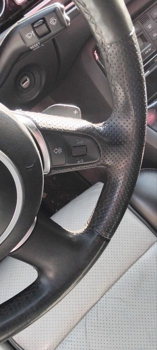 Волан с пера Audi A8 D3 Ауди А8