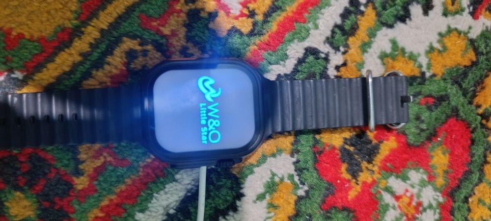 Smart watch sotiladi
