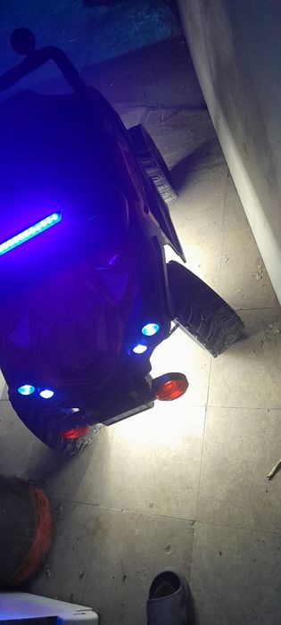 Детская машина продам срочно