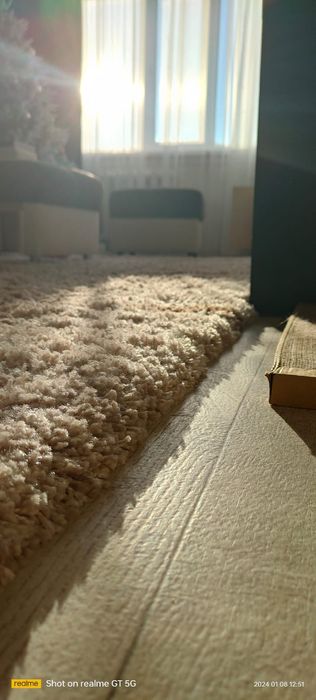 Ковёр 2 *3,5 в отличном состоянии