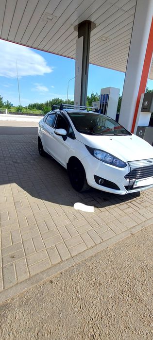 Продам ухоженную машину