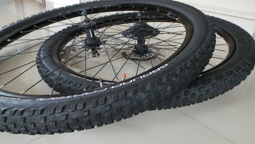 roti  bicicleta complete 29"/cu cauciucuri si disc