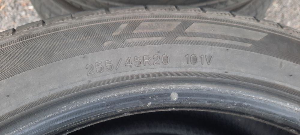 Продам автошины на 20