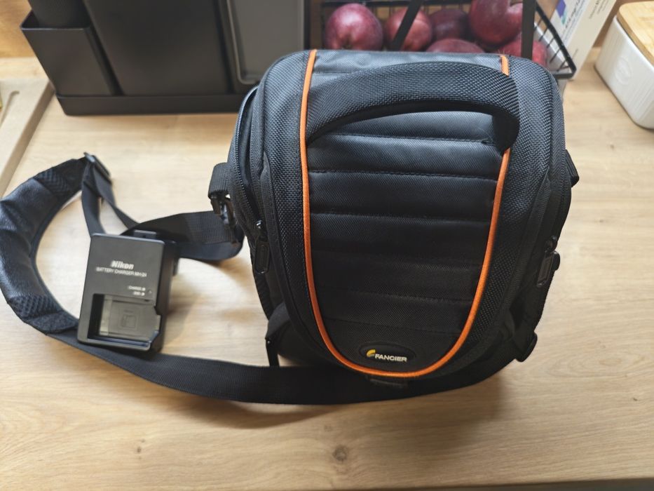 Nikon D5600 kit obiectiv 18-55
