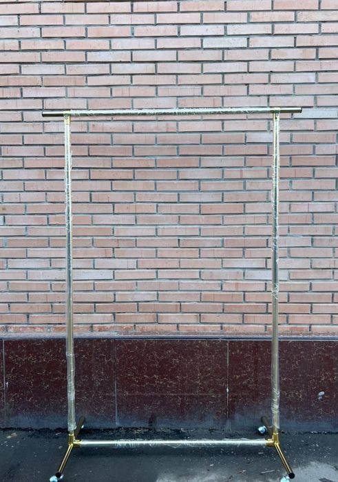 Garderob veshilka gold