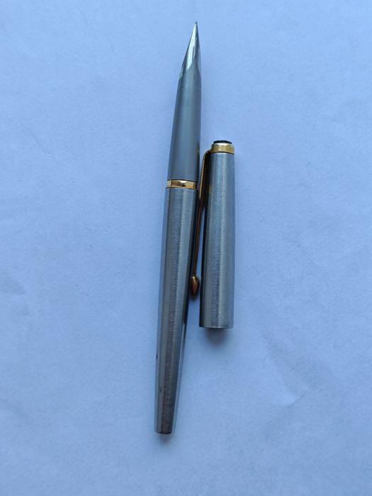 Stilou Parker 50 Falcon