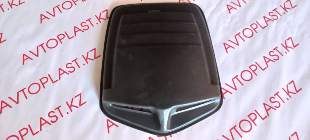 Воздухозаборник на капот