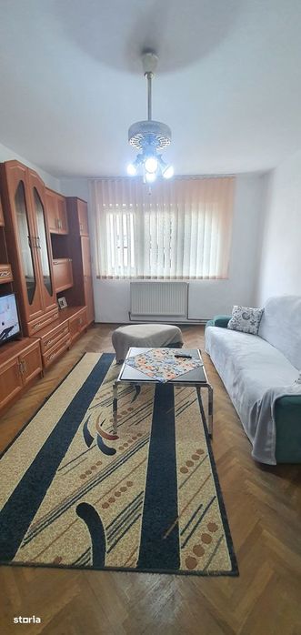 Inchiriez apartament 2 camere,decomandat,Calea Dumbravii (Dioda)