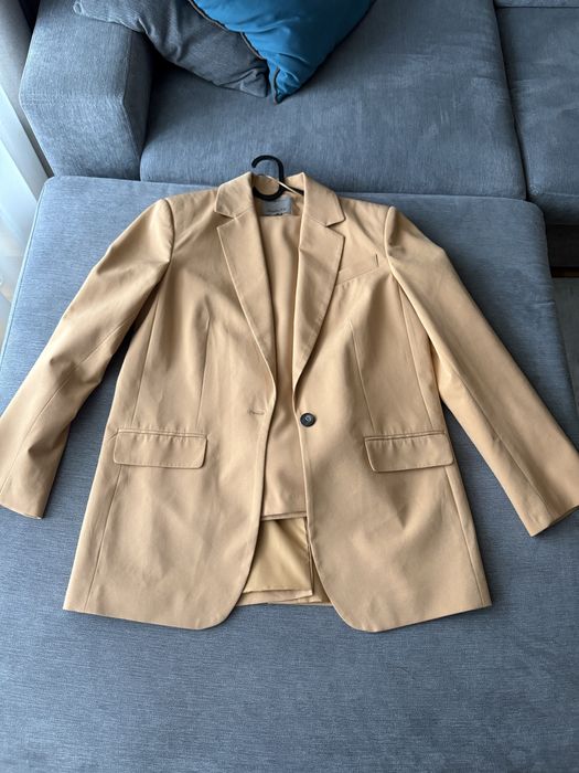 Костюм от две части River Island - сако и панталон- чисто нови