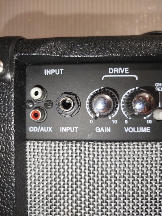 Комбоусилитель  Success G-15