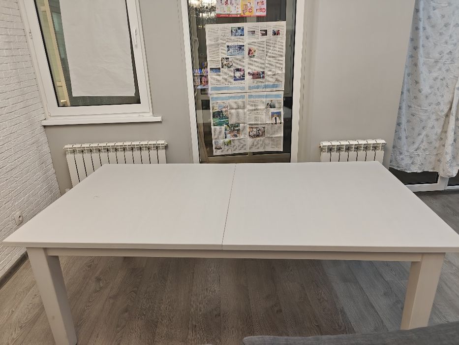 Продам раздвижной обеденный стол