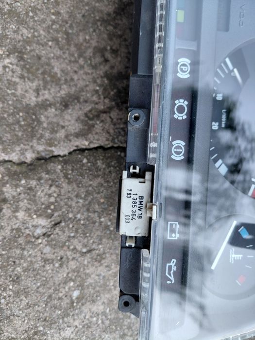 Ceasuri bord bmw e30 ursulet