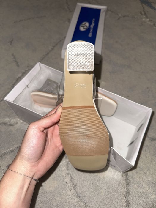 Босоножки, прозрачные