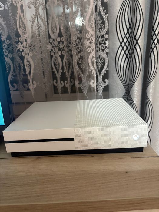 Consola XBOX One S 1TB