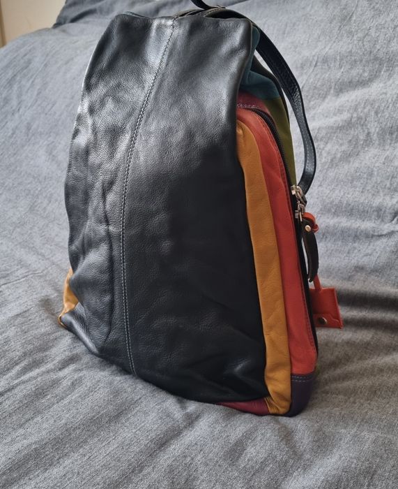 Раница от естествена кожа PIA RIES