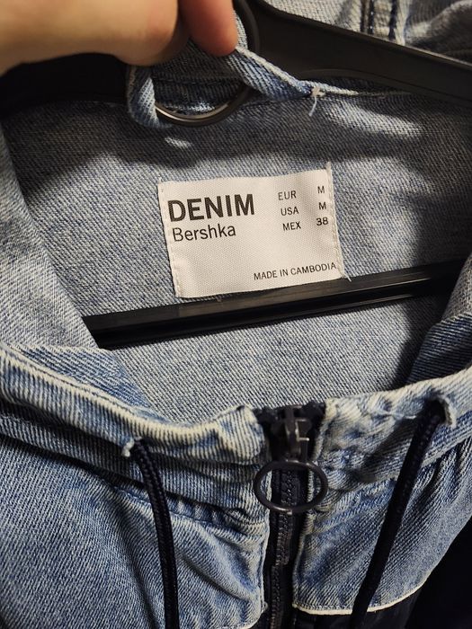 Джинсовая куртка Bershka