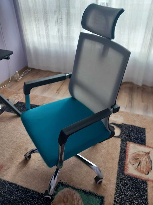 Офис Обзавеждане -бюра 3 броя