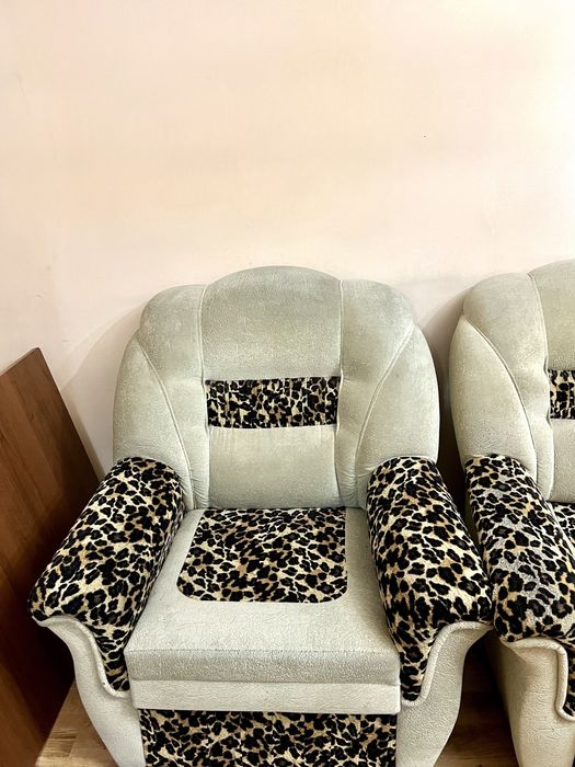 Продам Диваны