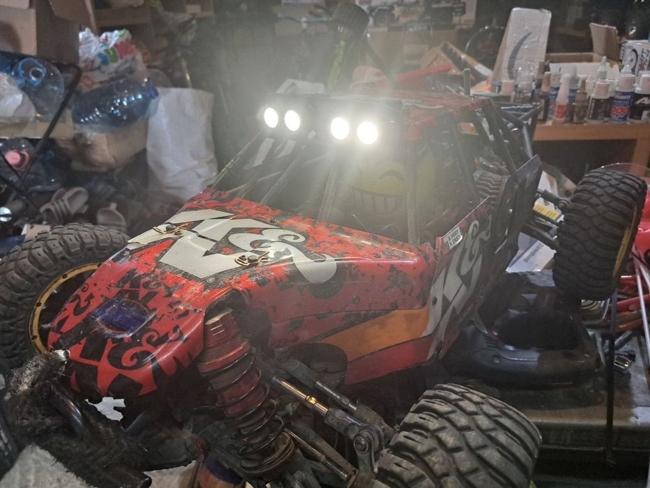 Продавам Losi dbxl 1/5