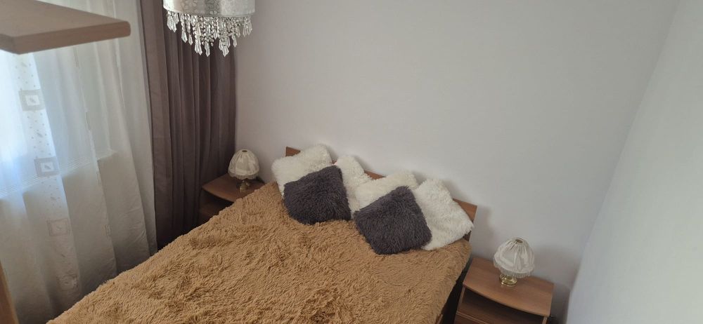 Apartament de închiriat