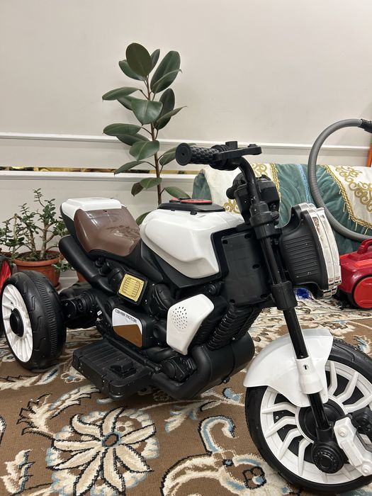 Детский мотомобиль