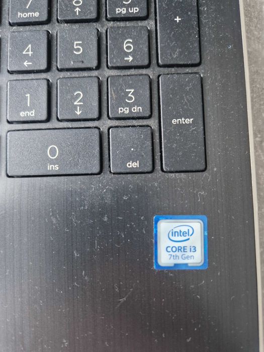 Лаптоп HP  15 pavilion