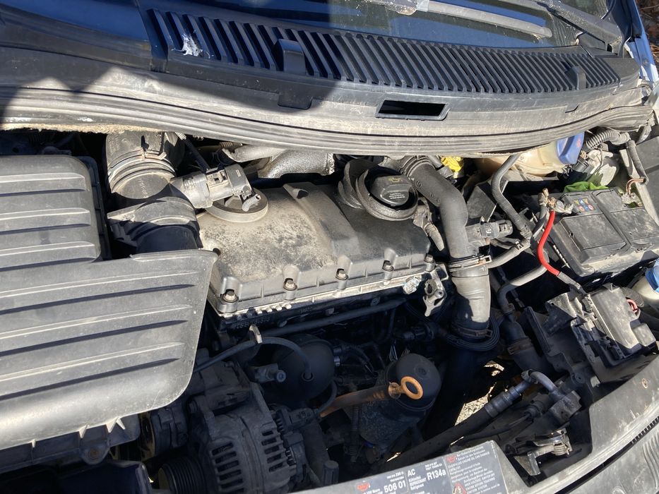 Фолсваген шаран 1.9 TDI на части