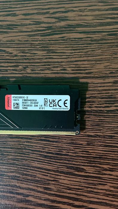 Memorie RAM 16 gb Ddr5 kingstone fury 6000mhz și cl30