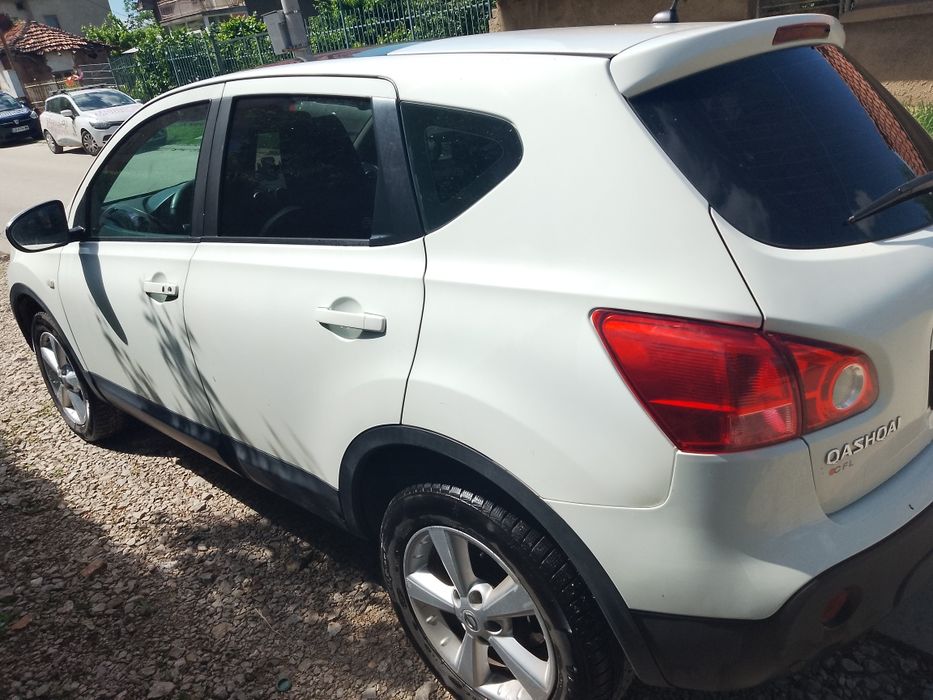 Nissan qashqai 2.0dCi 4x4 автоматик