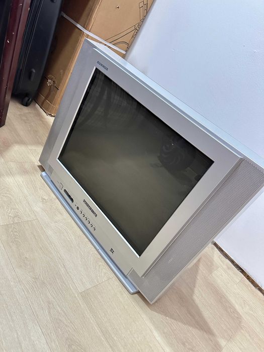 Отдам 2 телевизора