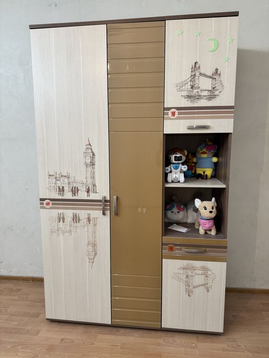 Продам шкаф в отличном состоянии