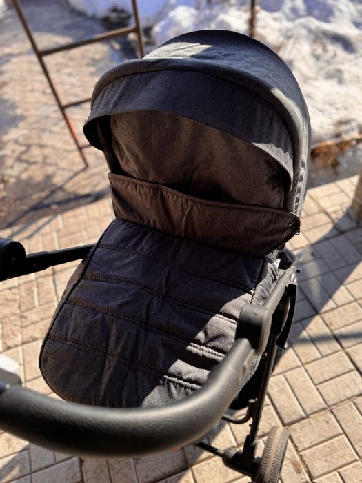 Детская коляска 2 в 1