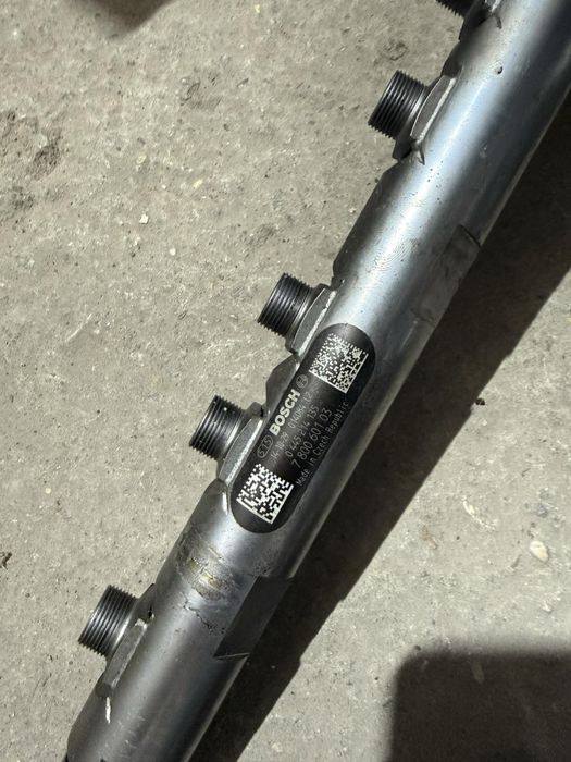 Помпа,дюзи,рейл за бмв 2.5 дизел 218 кс