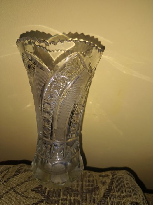 Кристал СССР Ваза,Купа,Купа с Капак .
Ваза-80лв
Купа-60лв
Купа с капак