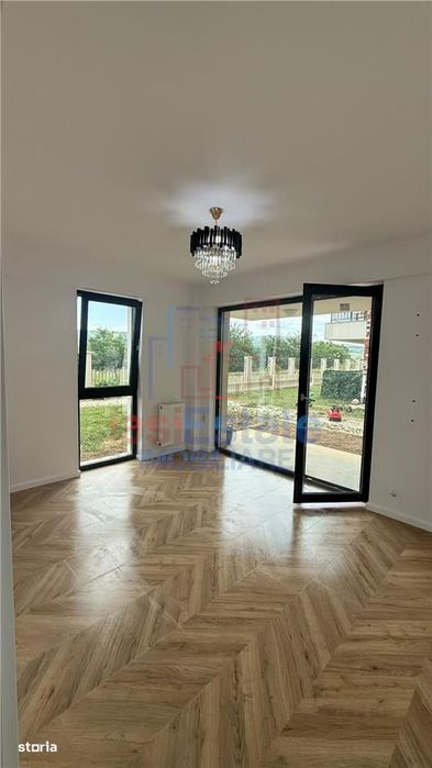 Apartament 2 camere cu curte, Bucium