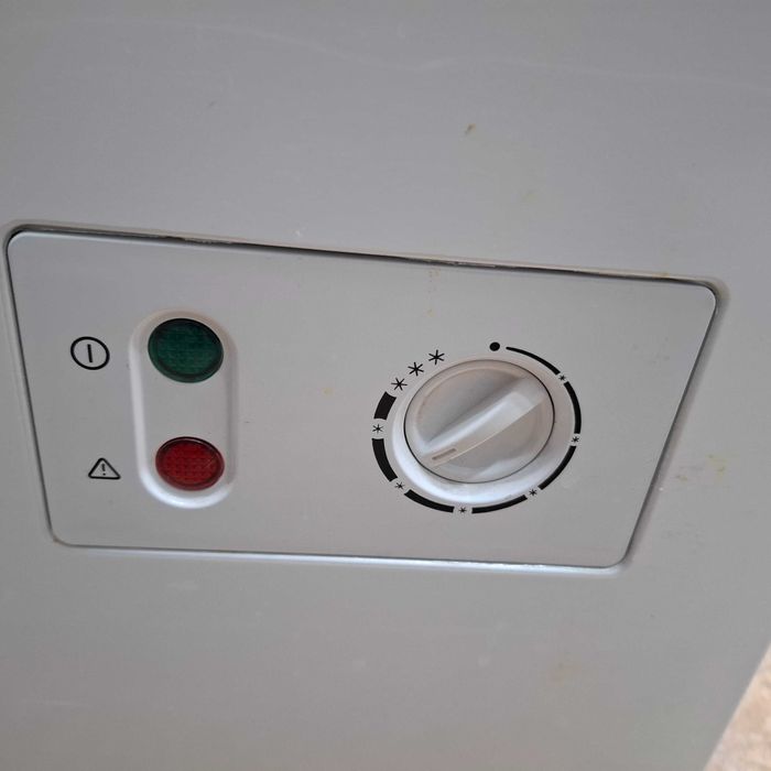 Продам морозильник