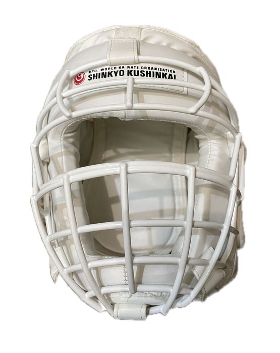 Шлем для карате с решеткой