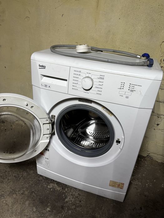 Стриальная машина beko в отличном состаяние продаю 35 тысяч
