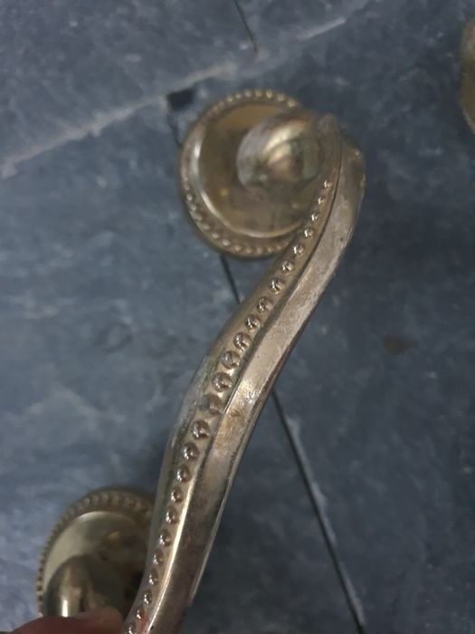 Стари бронзови дръжки за врати