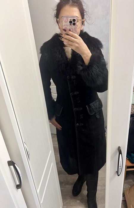 Теплая дубленка и шапка чернобурка