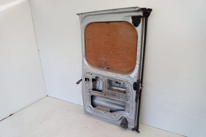 Usa batanta dreapta spate   0333GM65913 Renault Trafic  seria
