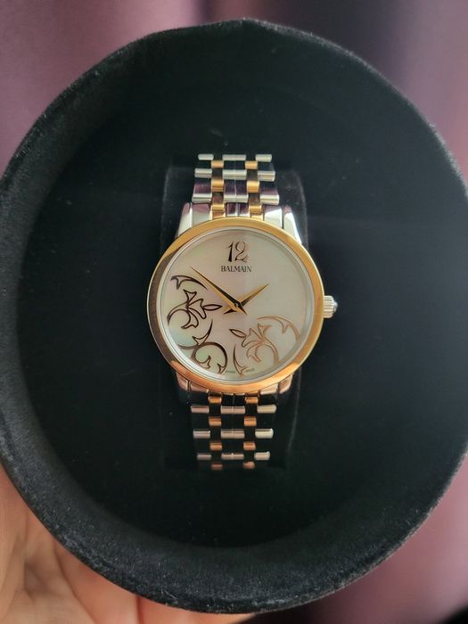 Часовник Balmain
