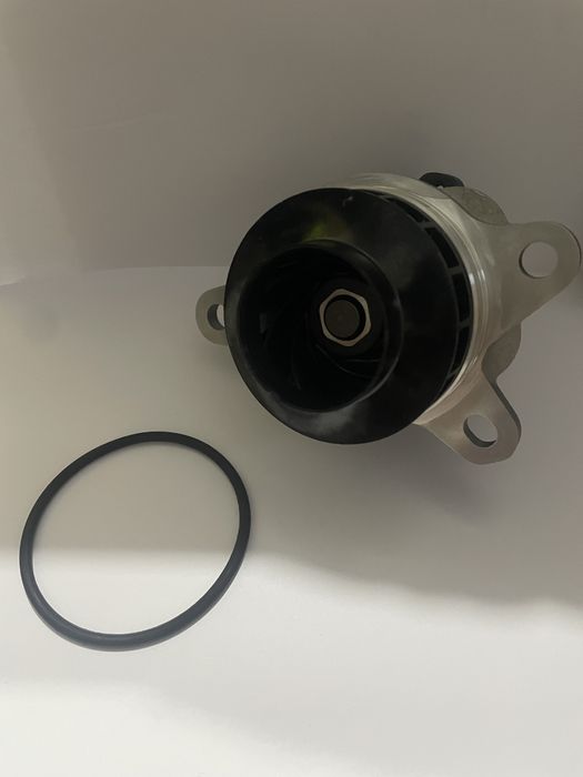 Pompa apa Renault 2101016867R