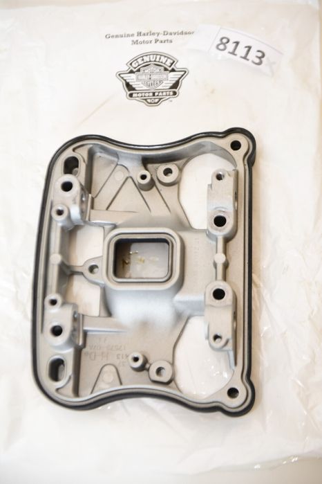 CAPAC CHIULOASA Harley Davidson Sportster 883 și 1200 Rocker Arm Box