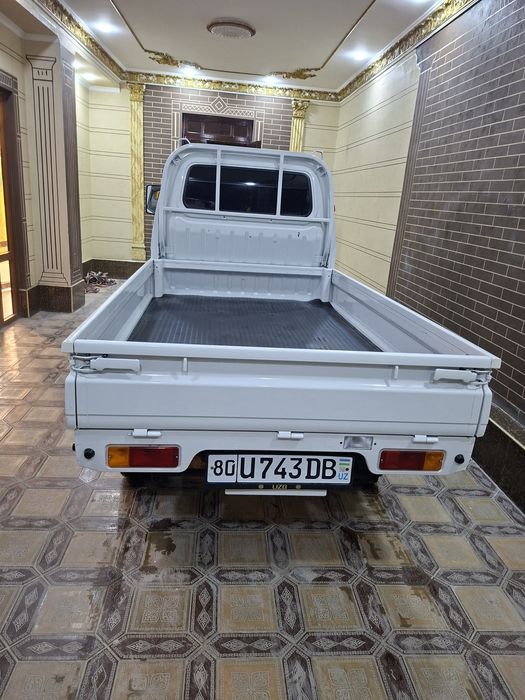 Labo sotiladi metan bor