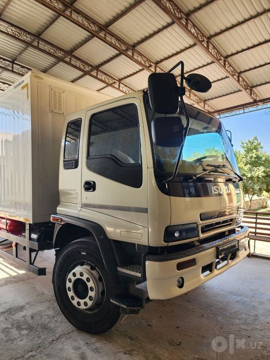 Isuzu 10 tonna..