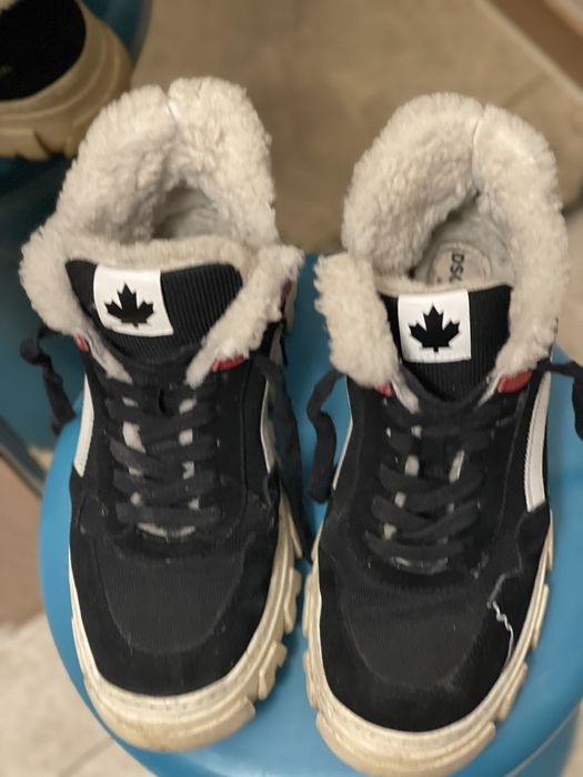 Кроссовки женские утепленные