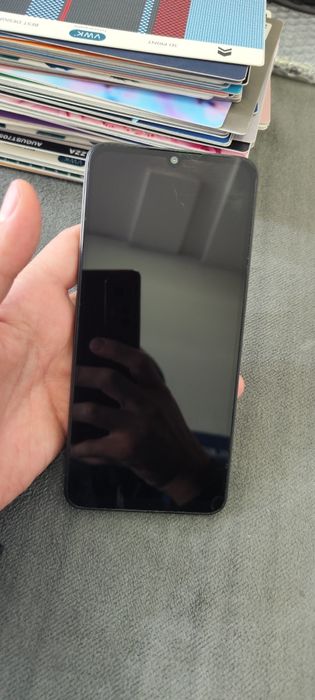 Redmi 13C.  8 256gb