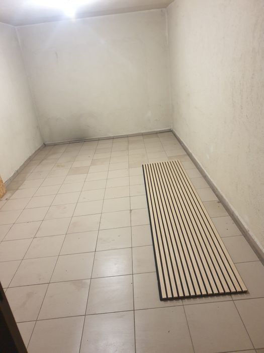 Давам гараж под наем